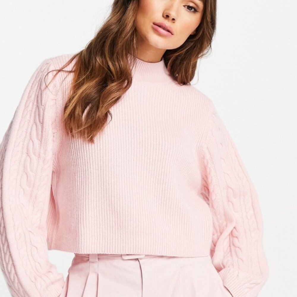 & Other Stories Boxy Cropped Pink Cable Knit Sweater Jumper